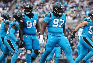 ब्राइस यंग, ​​रिको डाउडल ने कैरोलिना पैंथर्स को डलास काउबॉय पर 30-27 से रोमांचक जीत दिलाई